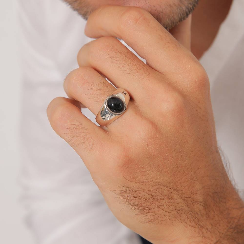 Kuzzoi Siegelring Oval | Onyx (Schwarz) Räumungsverkauf