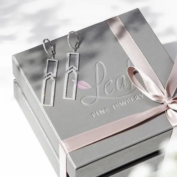 Leaf Jewelry Ohrringe Unique mit Diamanten, 18 K Weißgold Clearance-Verkauf