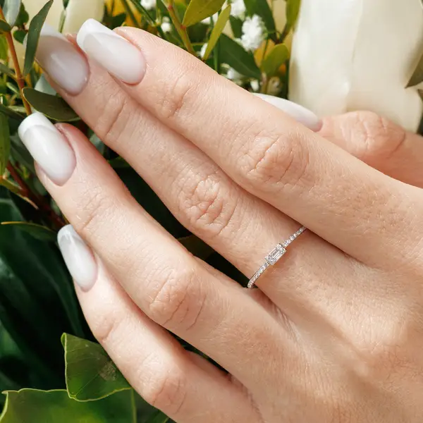 Leaf Jewelry Ring mit Diamanten, Tiny Baguette, 14K Rosegold Jubiläumsangebot