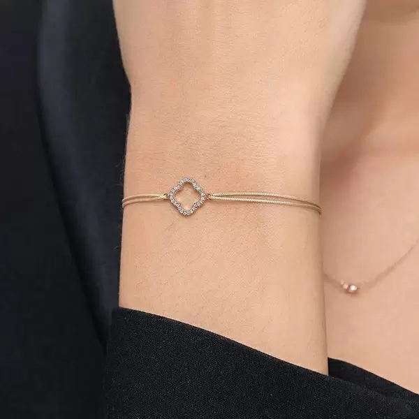 Leaf Jewelry Glückarmband Kleeblatt mit Diamanten, 18 K Rosegold, Beige Blitzangebot