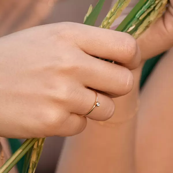 Leaf Jewelry Ring "my first diamond", 14 K Gelbgold Vierteljährliche Förderung