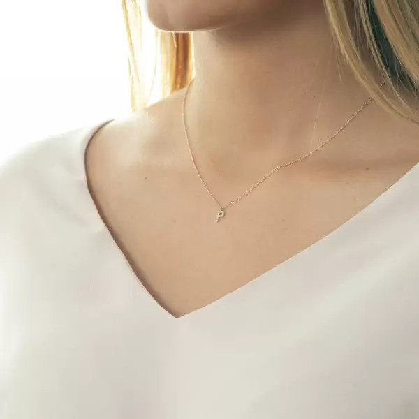 Leaf Jewelry Halskette Letter "P", 14 K Rosegold mit Diamanten Im Verkauf