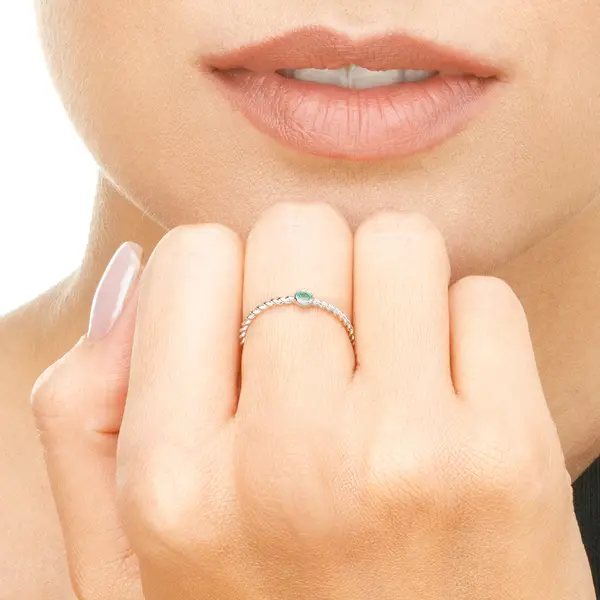 Leaf Jewelry Ring Twist Smaragd, 14K Weißgold Kostenloser Versand international