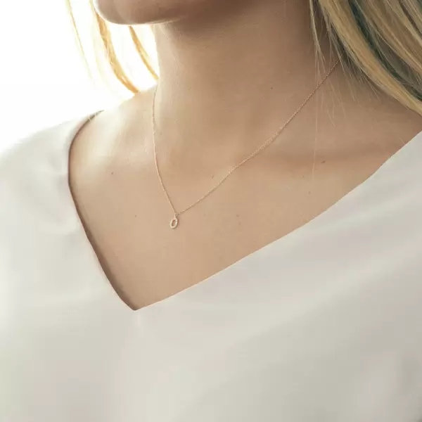 Leaf Jewelry Halskette Letter "O", 14 K Rosegold mit Diamanten Auslauf