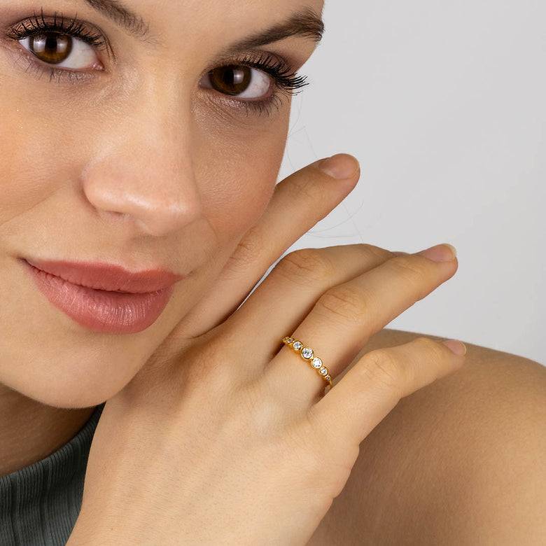 Nana Kay Classic Solitaire Ring Emerelle Kostenlose Rückgabe