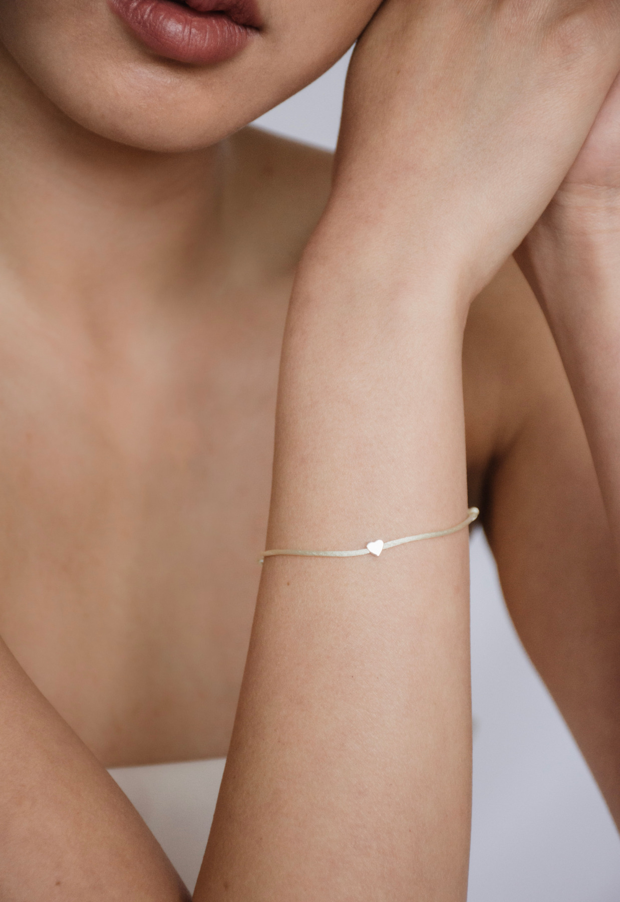 Nina Kastens Heart Bracelet White WG Saisonale Angebote