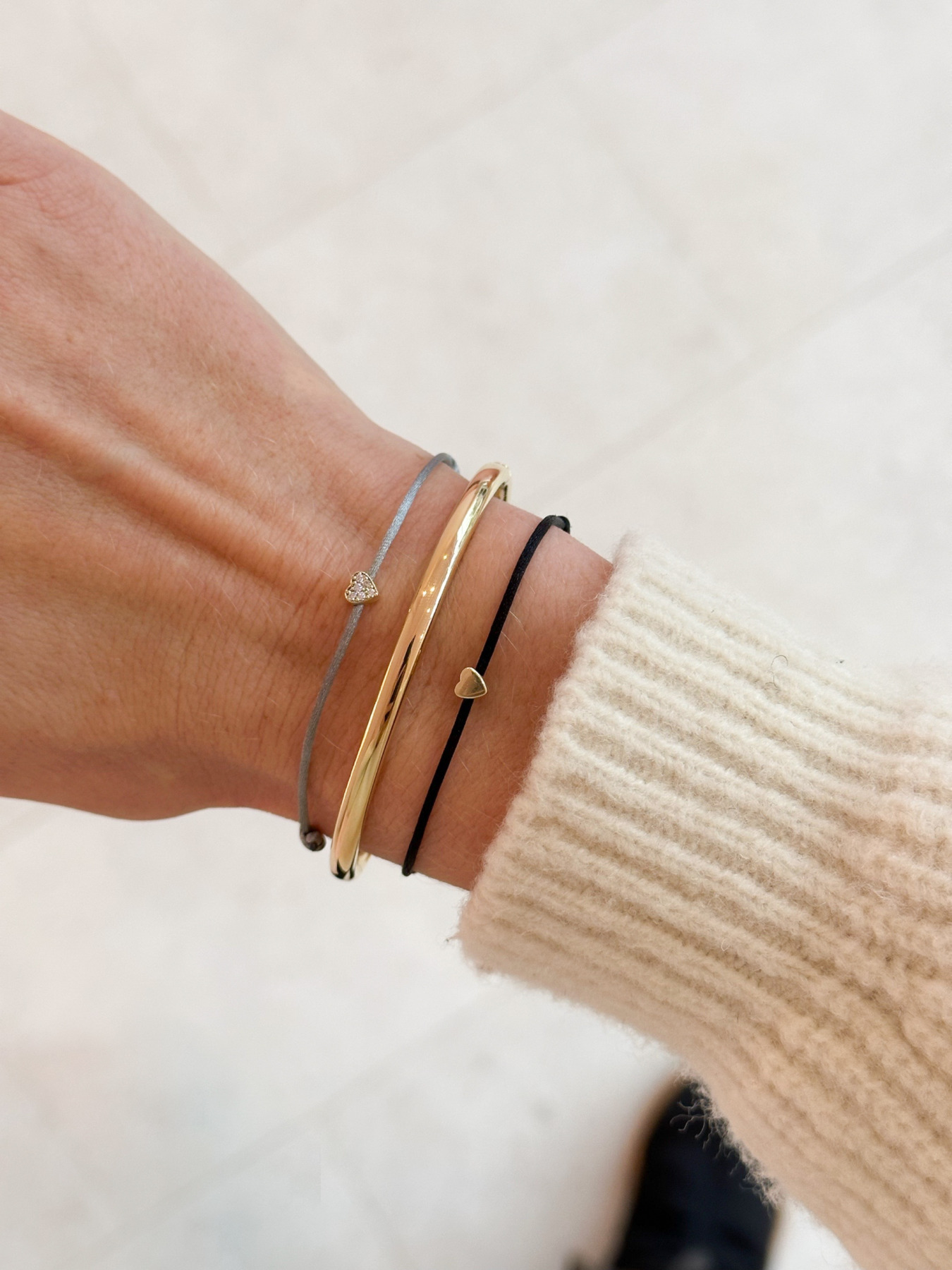 Nina Kastens Diamond Heart Bracelet Grey Tägliche Deals