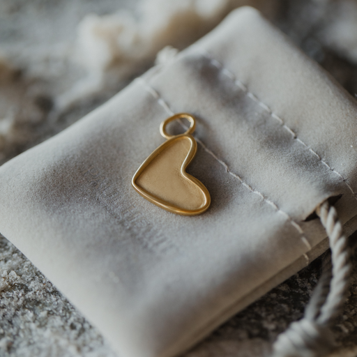 Paul Hewitt Engravable Heart Charm Gold Riesige Rabatte