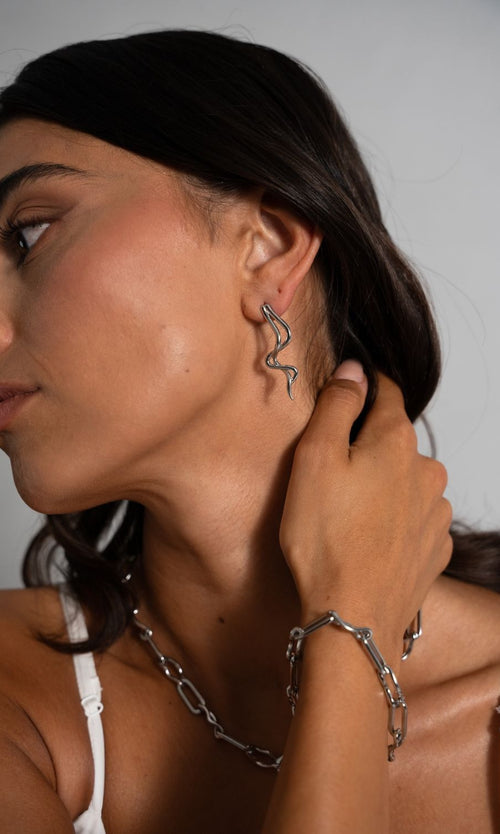 Paul Valentine Wave Rush Earrings Begrenztes Angebot
