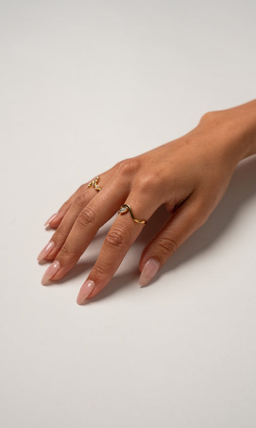 Paul Valentine Adorn Ring Marquise Super Sparpreis