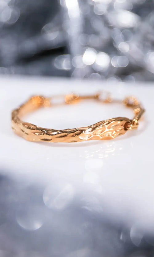 Paul Valentine Molten Bangle im Angebot