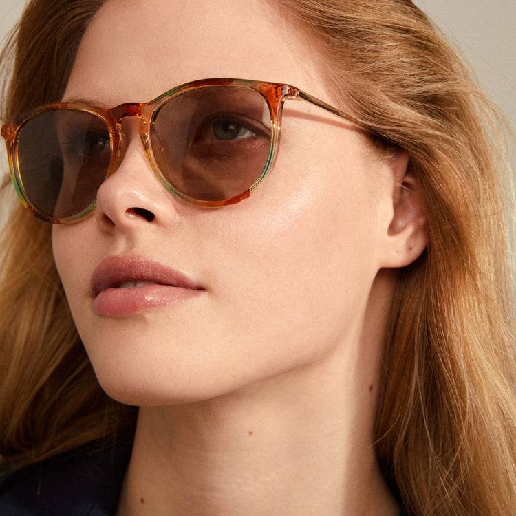 Pilgrim VANILLE Sonnenbrille Mehrfarbig/Gold Neueste Mode