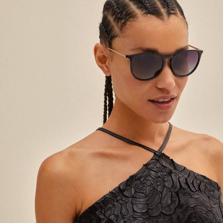 Pilgrim VANILLE Sonnenbrille Schwarz/Gold Großer Ausverkauf