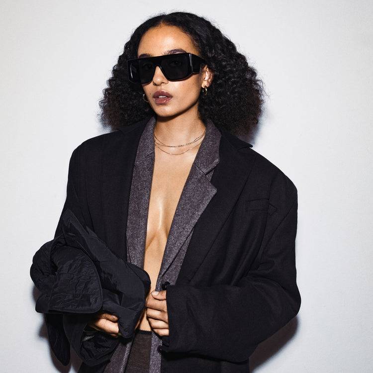 Pilgrim JOHARI Recycelte Sonnenbrille Schwarz Jubiläumsangebot