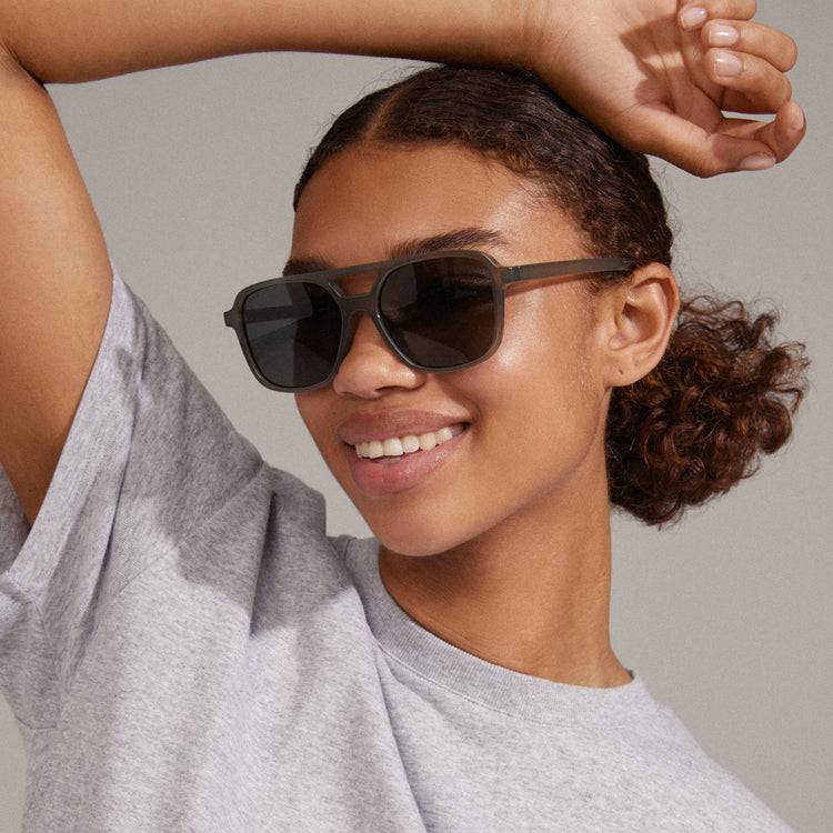 Pilgrim ELODIE Piloten-Sonnenbrille grau Online