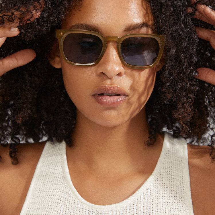 Pilgrim ELETTRA ikonische Retro-Sonnenbrille kristallgrün Hotsell