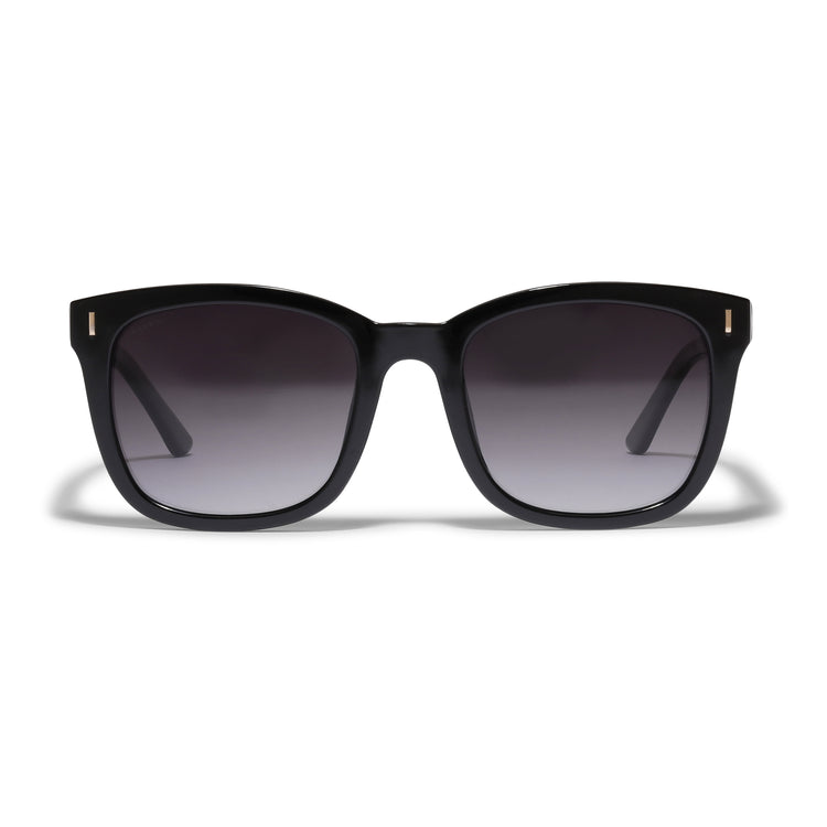 Pilgrim KATYA recycelte ikonische Retro-Sonnenbrille schwarz Fabrik Onlineshop