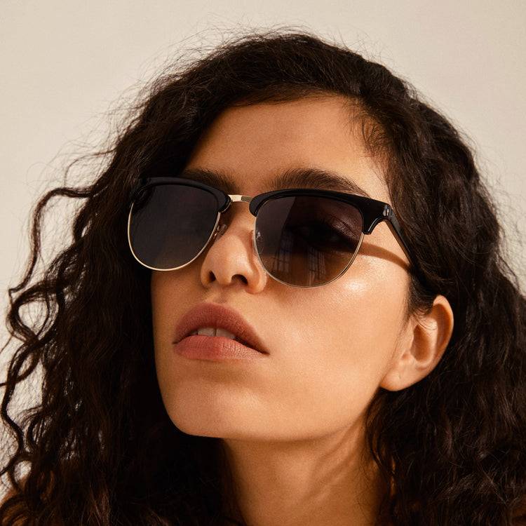 Pilgrim CHARLIE Sonnenbrille Schwarz/Gold Kauf eins, bekomm eins gratis