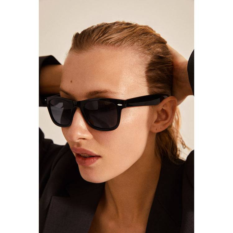 Pilgrim REESE Sonnenbrille im Retro-Stil schwarz Wochenangebot