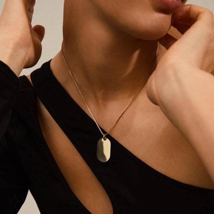 Pilgrim RESTORATION Dog-Tag-Halskette vergoldet Limitierter Zeitrabatt
