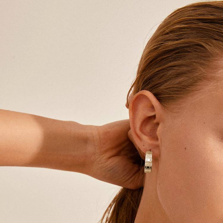 Pilgrim CAROL medium Hoops vergoldet Kostenlose Rückgabe