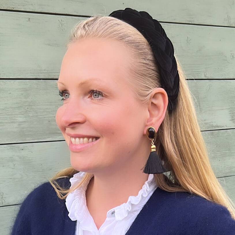 SchwesterSchwester Schwarze Ohrringe als Ohrstecker in Schildpattoptik mit schwarzer Quaste von AmuseToi Sonderangebot der Fabrik