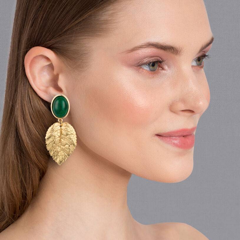 SchwesterSchwester Dunkelgrüner Ohrstecker mit großem goldenen Blatt von AmuseToi Jubiläumsangebot