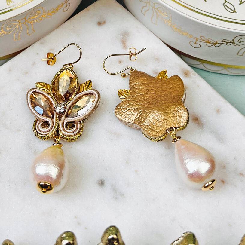 SchwesterSchwester Schöne Soutache-Ohrhänger in Champagner und Gold mit Baumwolltropfen Wochenangebot