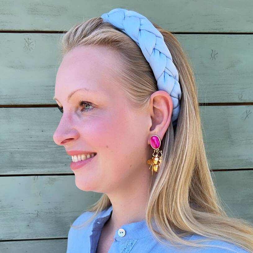 SchwesterSchwester Pinke Ohrstecker mit vergoldeter Hummel von AmuseToi Kauf eins, bekomm eins gratis