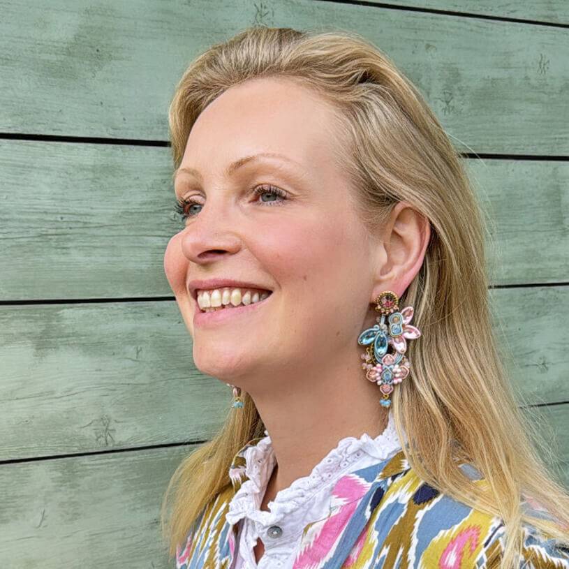 SchwesterSchwester Große Soutache-Ohrringe in Zartrosa und Zartblau Angebote