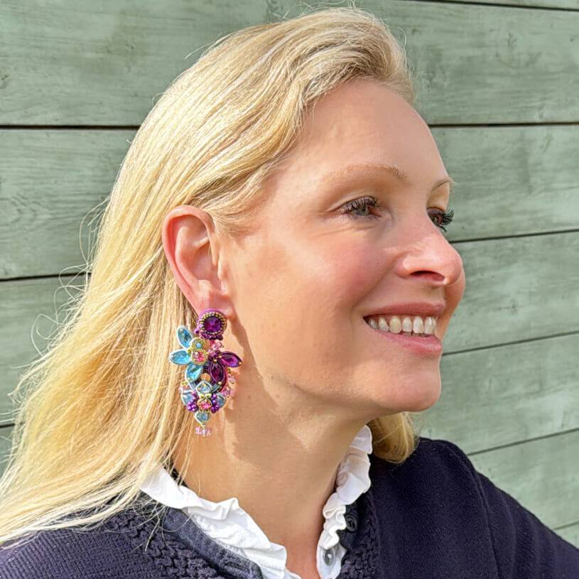 SchwesterSchwester Vorbestellbar - Große Soutache-Ohrringe in Magenta und Hellblau Neuheiten