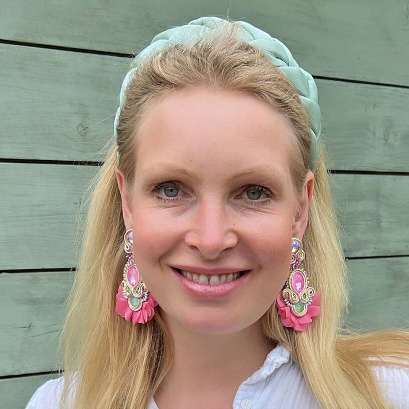 SchwesterSchwester Außergewöhnliche Soutache-Ohrringe in Rosa Riesige Rabatte