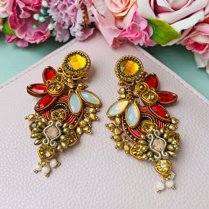 SchwesterSchwester Große Soutache-Ohrringe in Gold, Champagner und Braun Saisonschlussverkauf