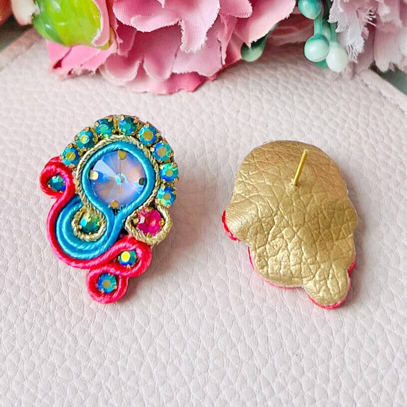 SchwesterSchwester Schöne Soutache-Ohrringe in Pink und Blau Cyber Monday