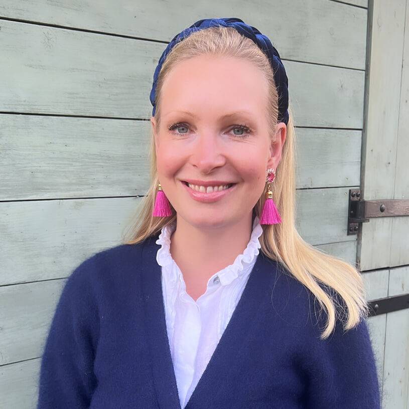 SchwesterSchwester Edel funkelnde Ohrstecker in Pink mit Quaste Neueste Stile
