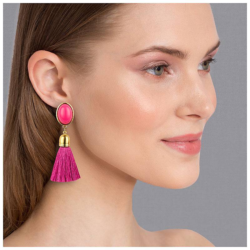 SchwesterSchwester Quasten Ohrringe als Ohrstecker in Pink mit pinkfarbener Quaste von AmuseToi Zeitbegrenzte Promotion